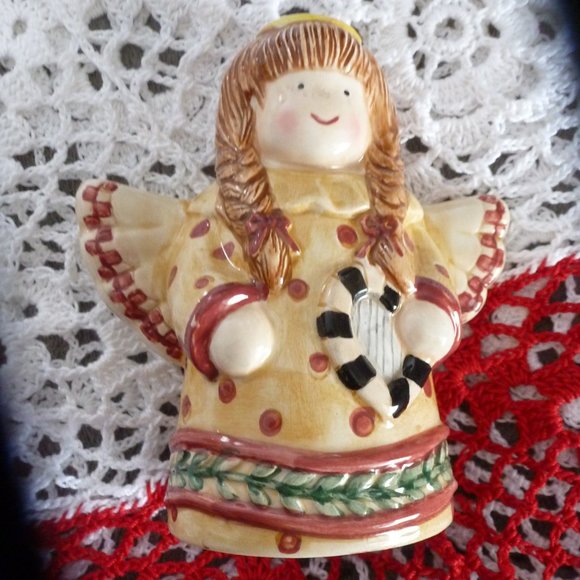 Vintage Sakura Salt & Pepper Shakers Gathering of the Angels Holiday Debbie Mumm - Picture 2 of 12